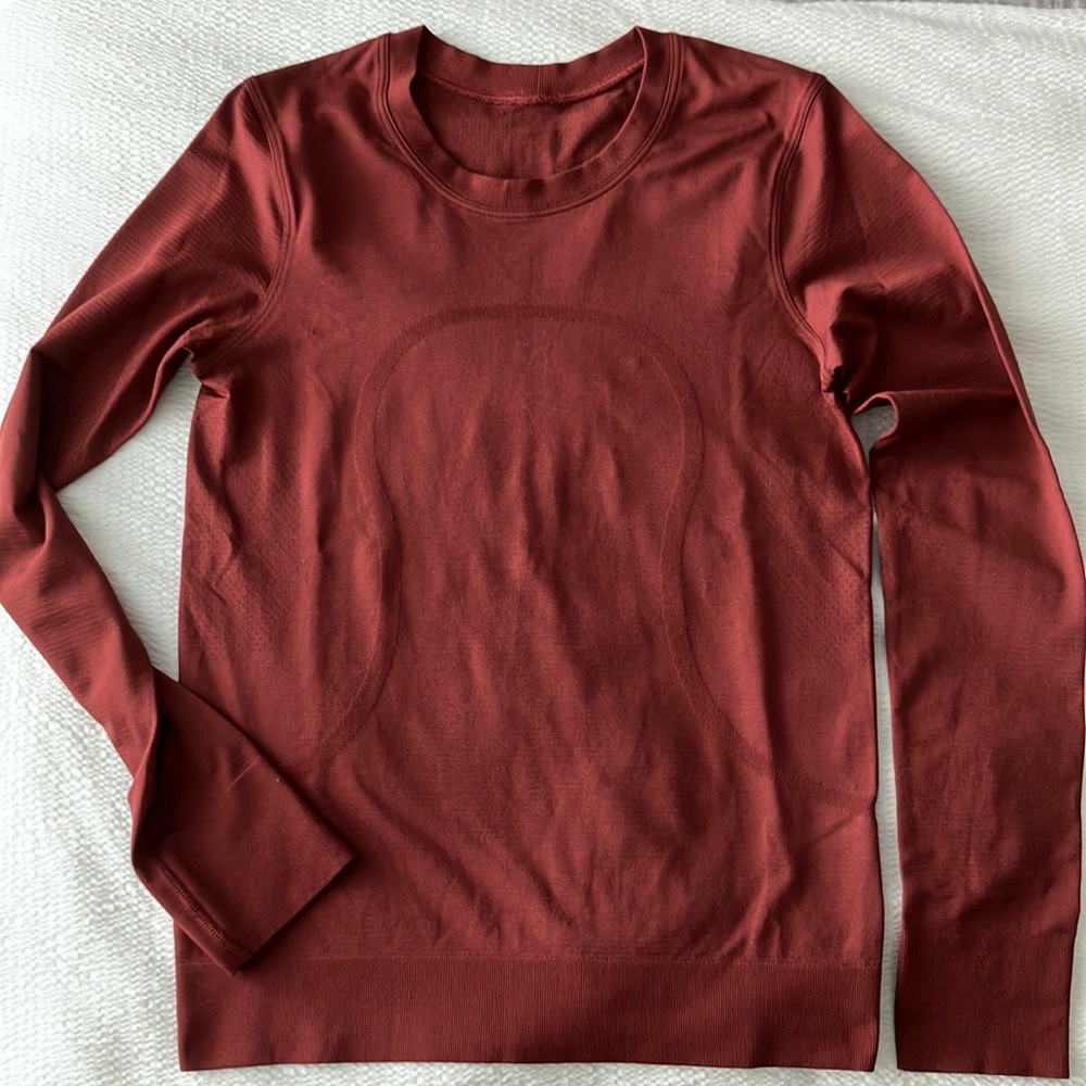 lululemon Swiftly Tech Long Sleeve Shirt 2.0 *Race Length - size 4 - Red Merlot